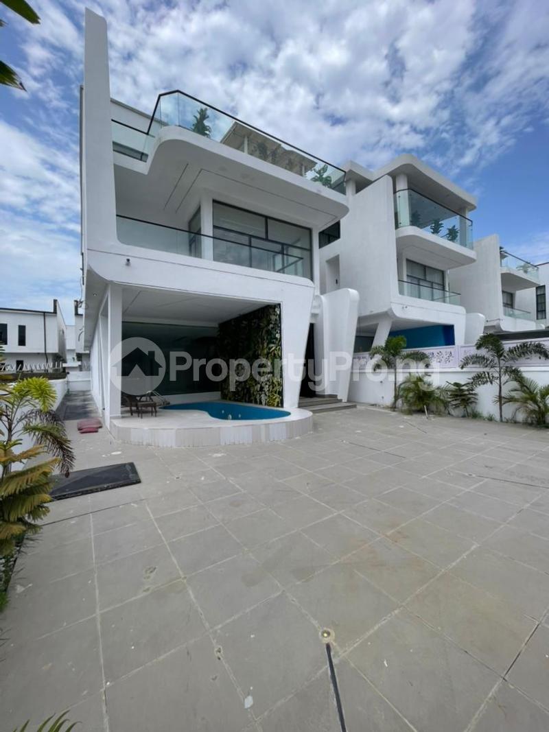 5 bedroom House for sale Chevron Lekki Lagos