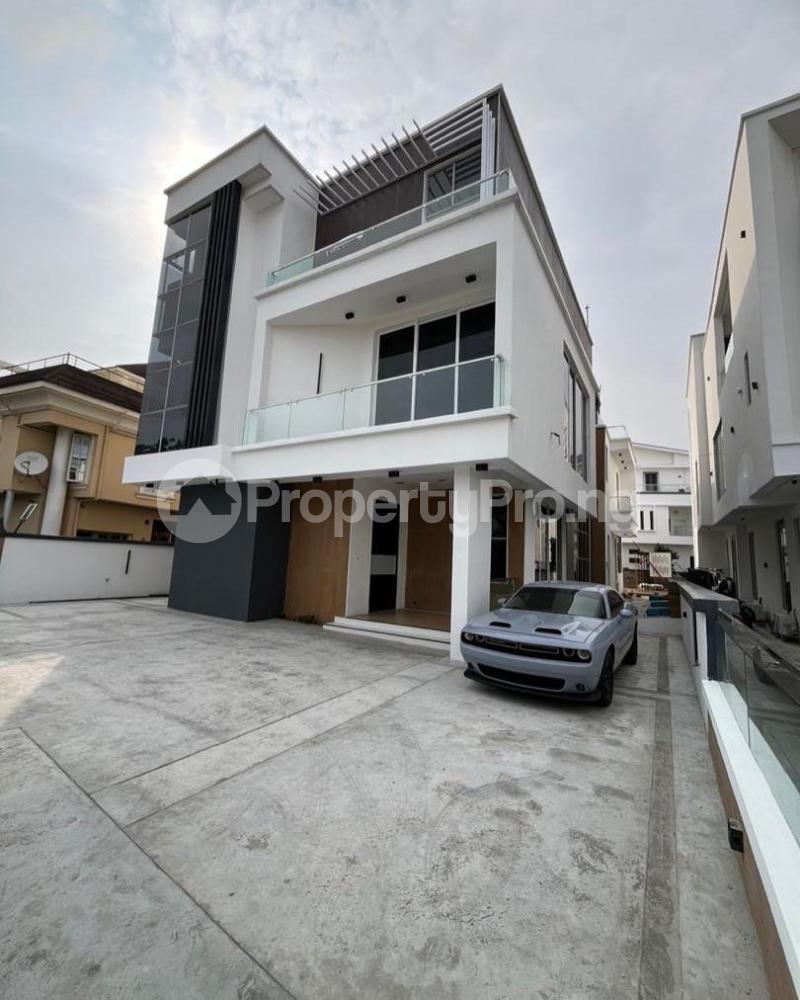 5 bedroom House for sale Osapa london Lekki Lagos