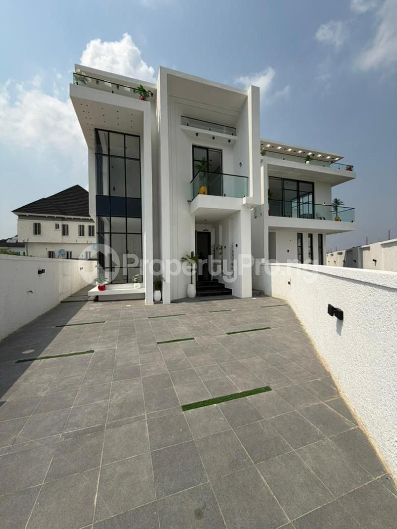 5 bedroom House for sale Chevron Lekki Lagos