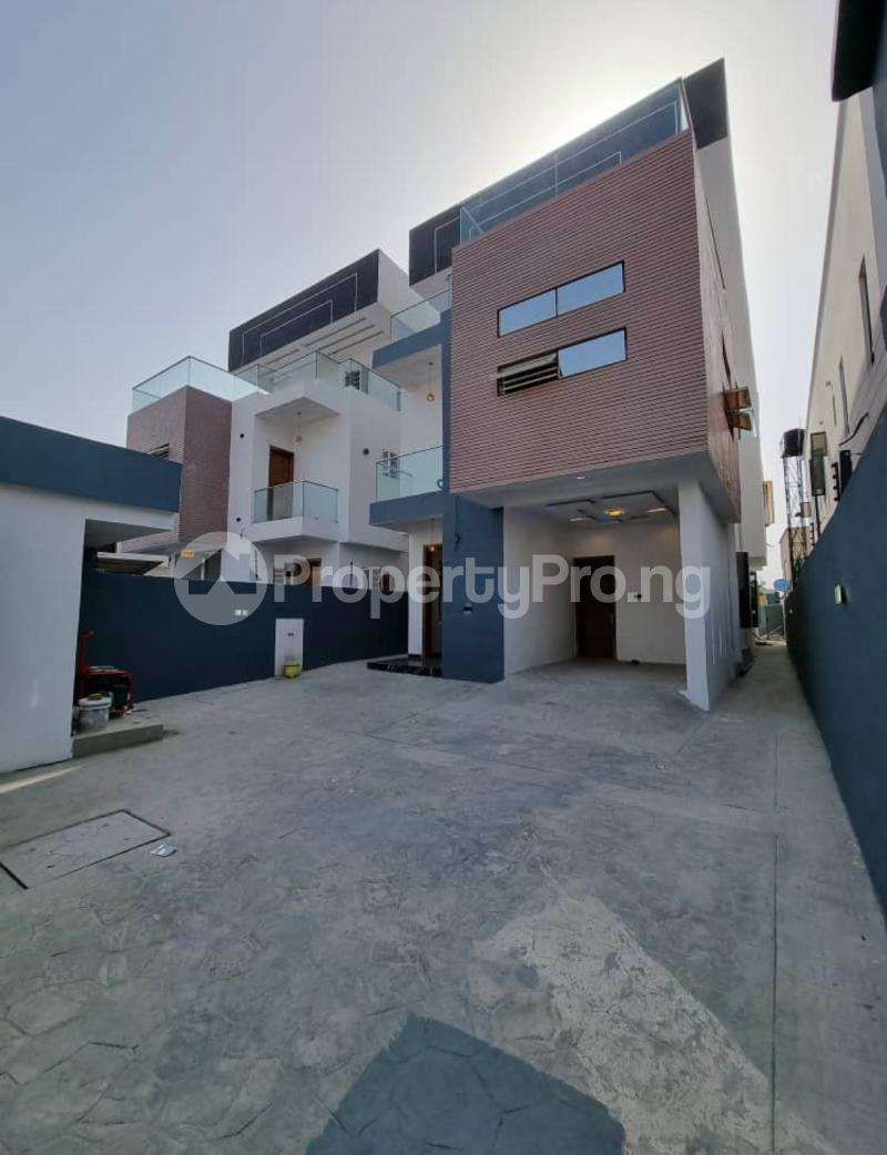 5 bedroom Flat / Apartment for sale Osapa Osapa london Lekki Lagos