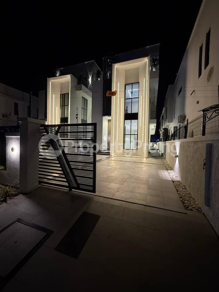 5 bedroom House for sale Orchid Road Chevron Lekki Lagos