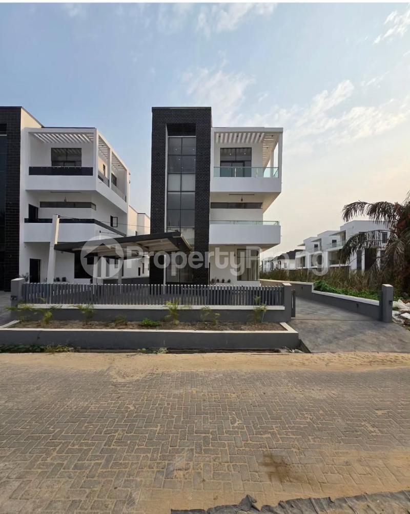 5 bedroom House for sale Ikota Lekki Lagos