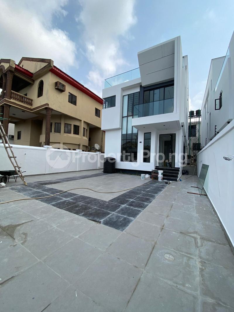 5 bedroom House for sale Off Admiralty Road Lekki Phase 1 Lekki Lagos