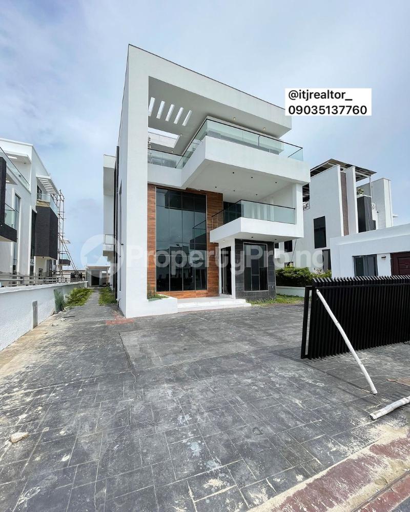 5 bedroom House for sale Pinnock Beach Estate Osapa london Lekki Lagos