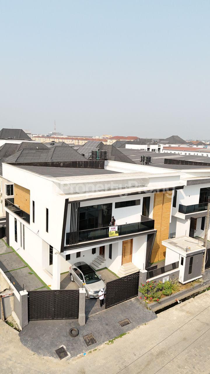 5 bedroom House for sale chevron Lekki Lagos