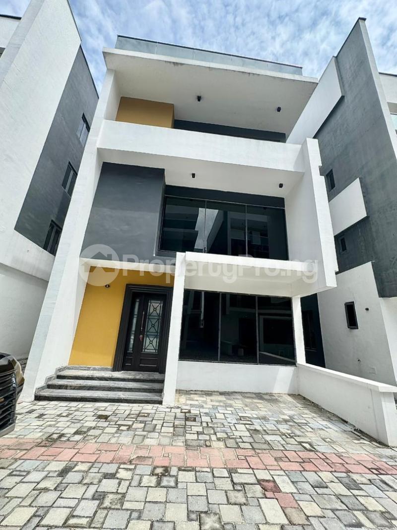 5 bedroom House for sale Chevyview Estate chevron Lekki Lagos