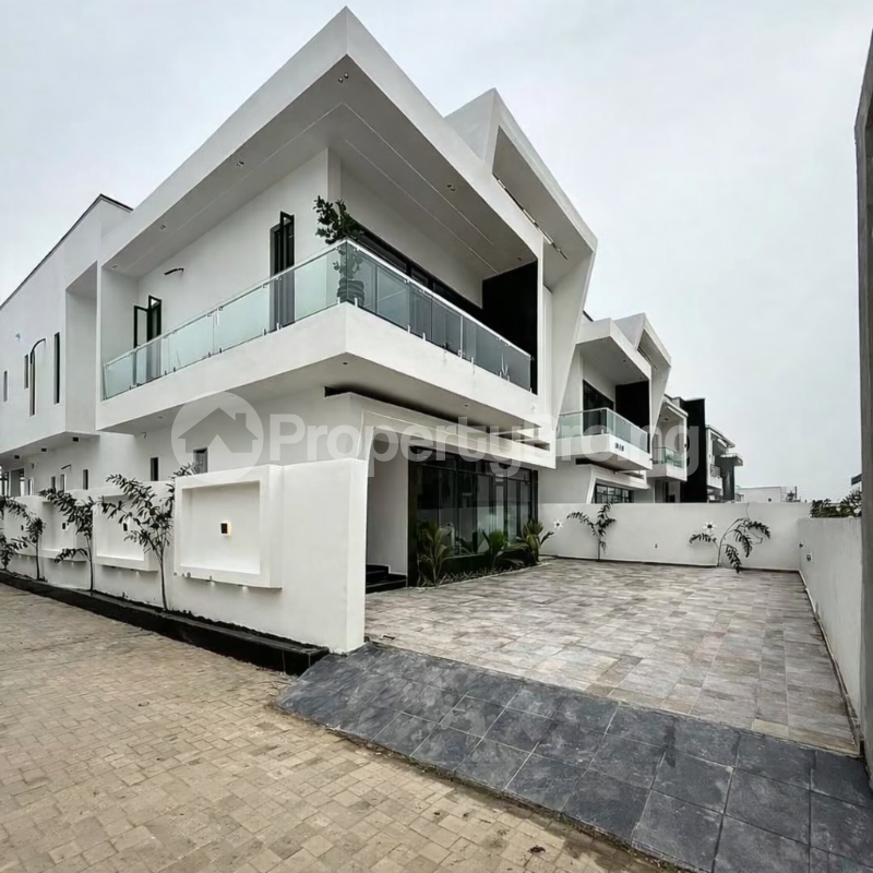 5 bedroom House for sale Estate Ajah Lagos