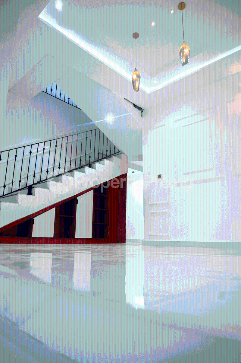 5 bedroom House for sale Redeem Street, Off Okpanam Rd Oshimili North Delta