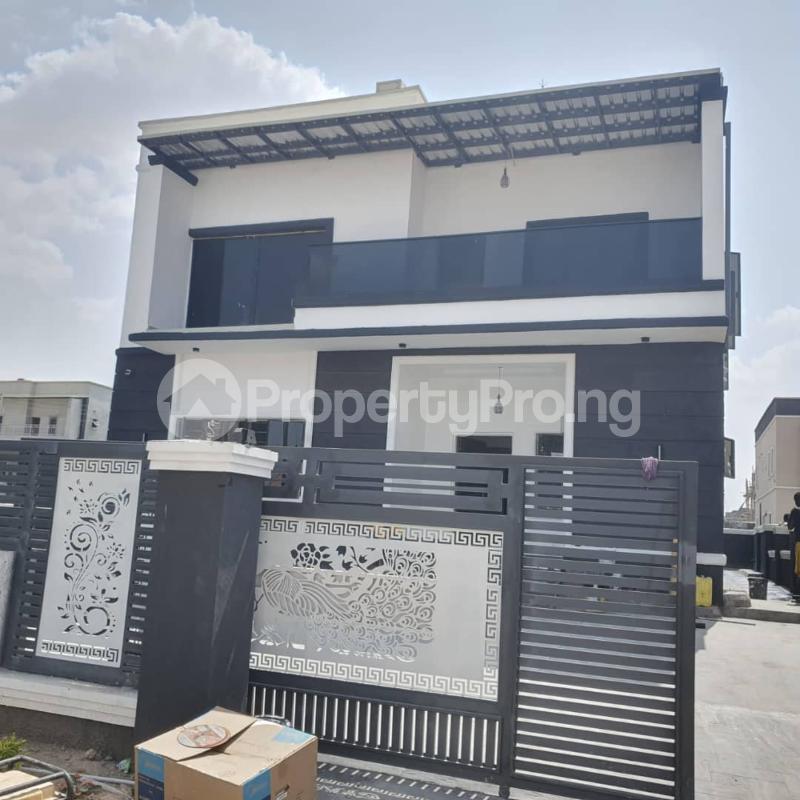 5 bedroom House for sale In An Estate By Nut Axis Lugbe Abuja