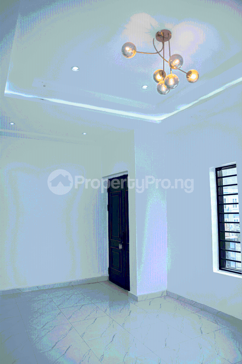 5 bedroom House for sale Redeem Street, Off Okpanam Rd Oshimili North Delta