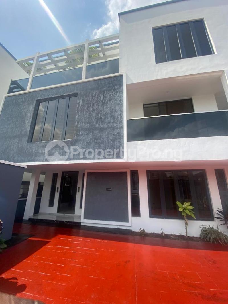 5 bedroom House for sale Omole phase 1 Ojodu Lagos