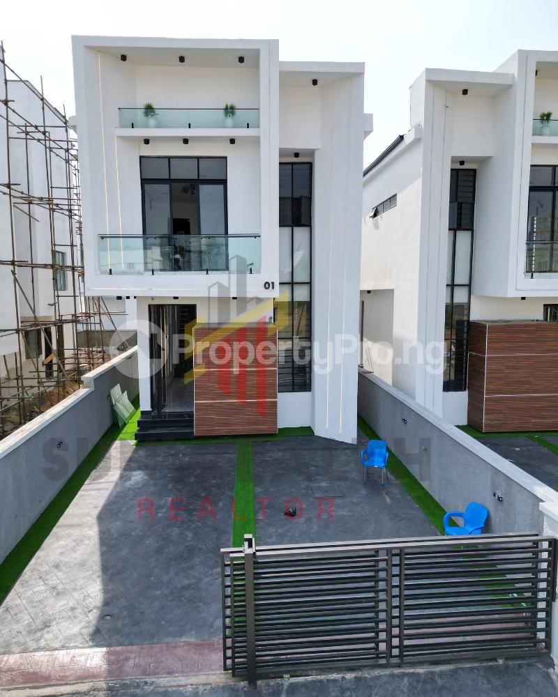5 bedroom House for sale chevron Lekki Lagos