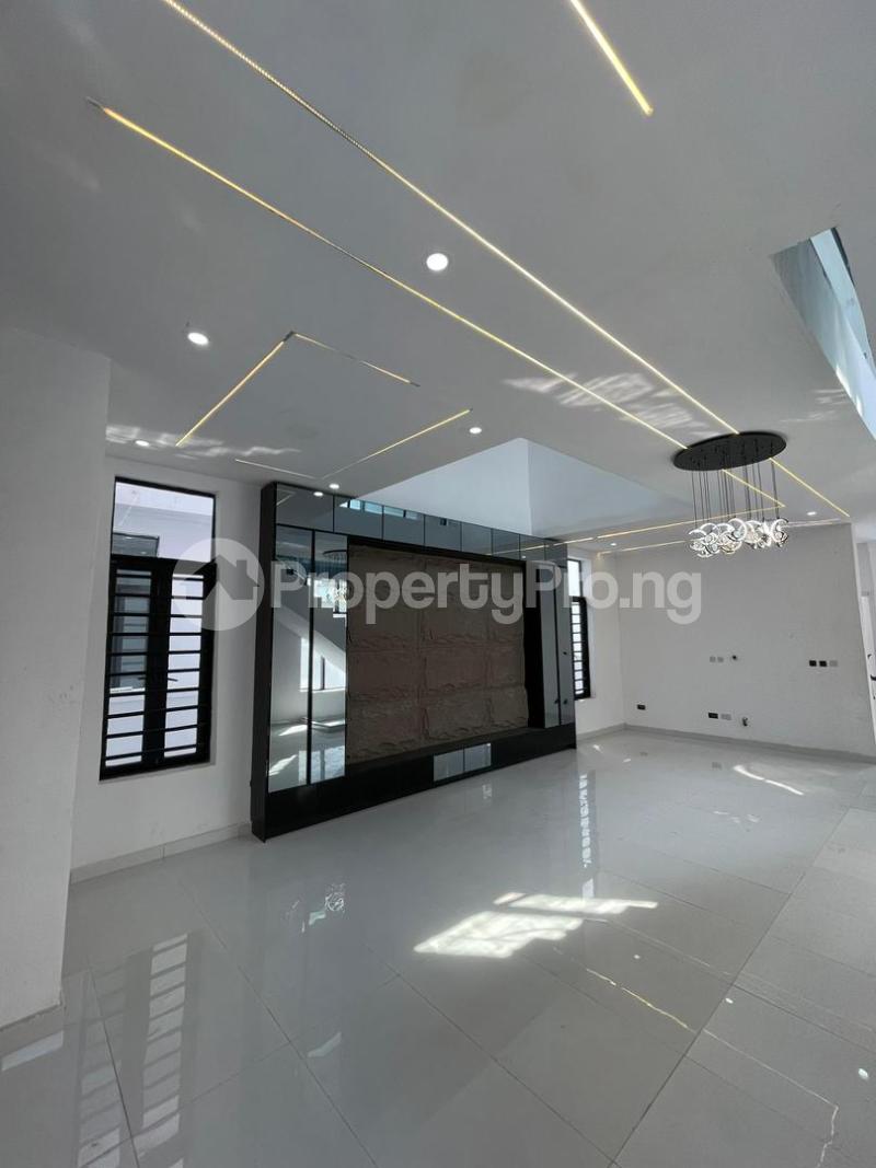 5 bedroom House for sale Chevron Toll Gate Lekki Lagos
