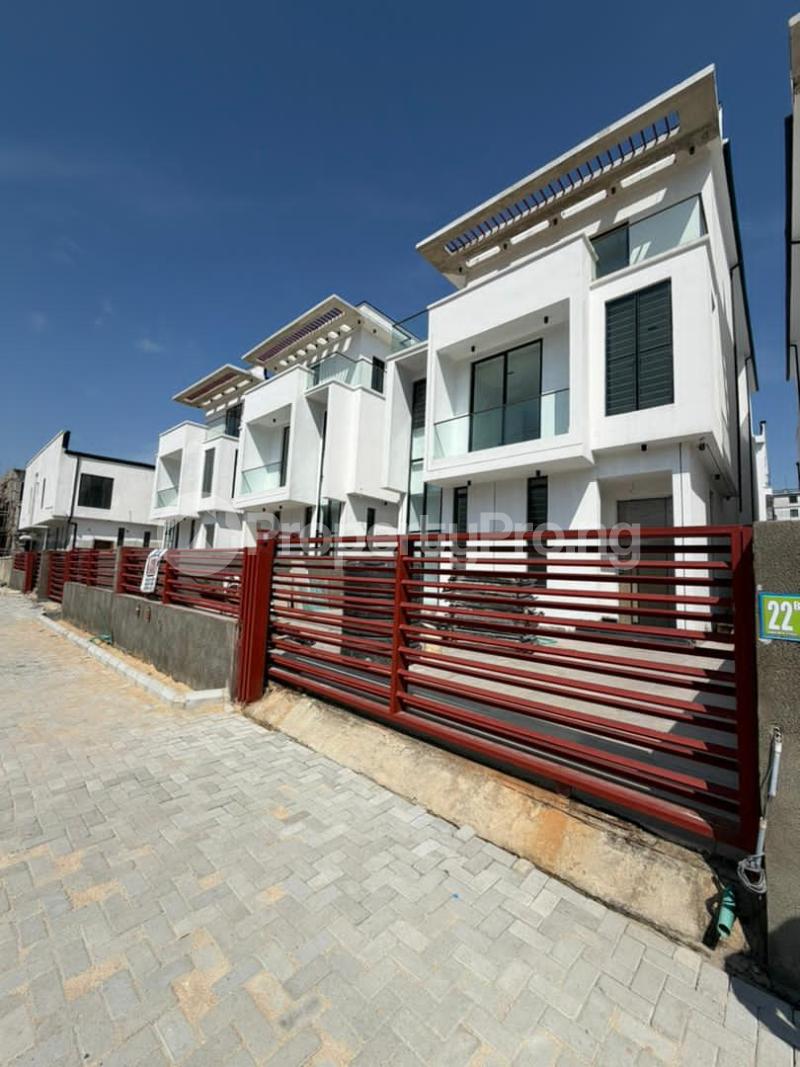 5 bedroom House for sale Chevron Lekki Lagos