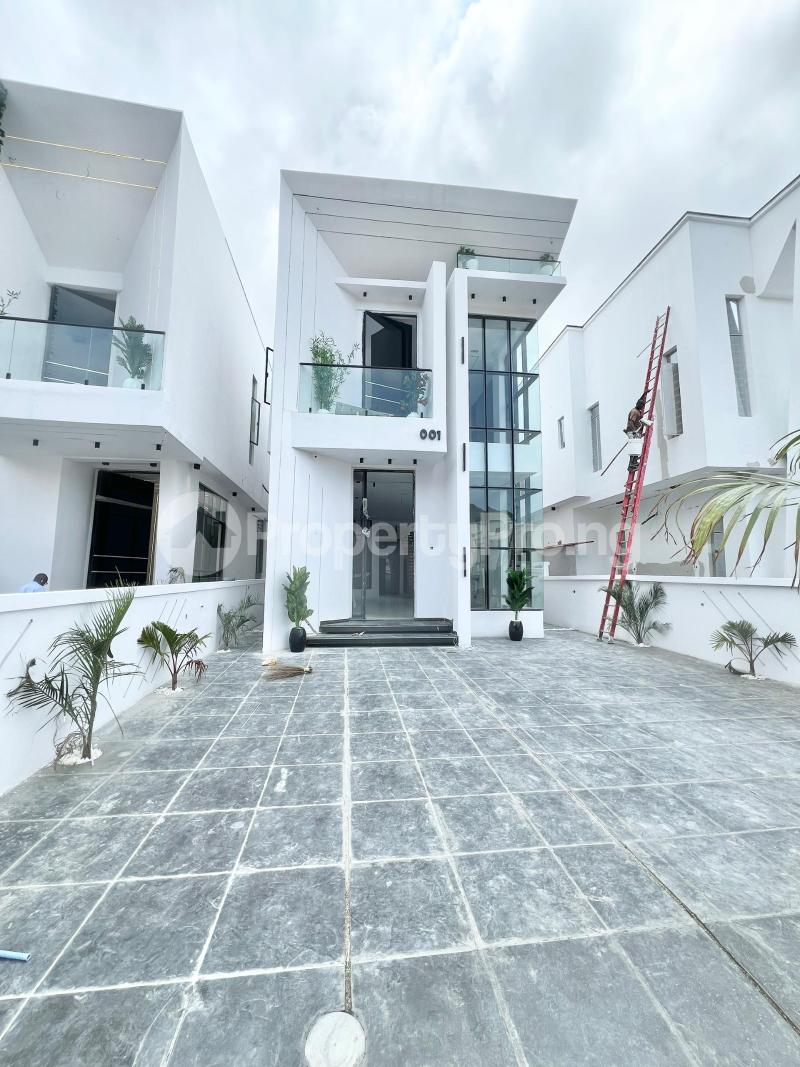 5 bedroom House for sale Chevron Lekki Lagos