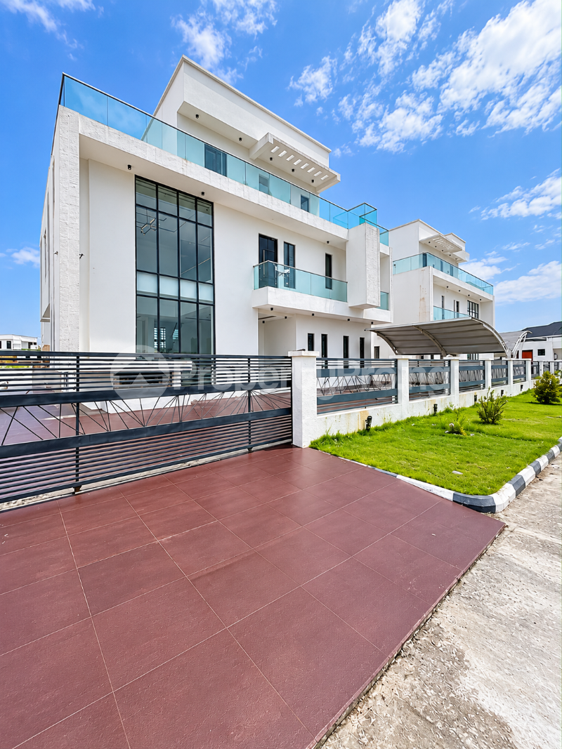 5 bedroom House for sale Ajiwe Ajah Lagos