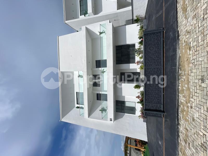 5 bedroom House for sale Chevron Lekki Lagos