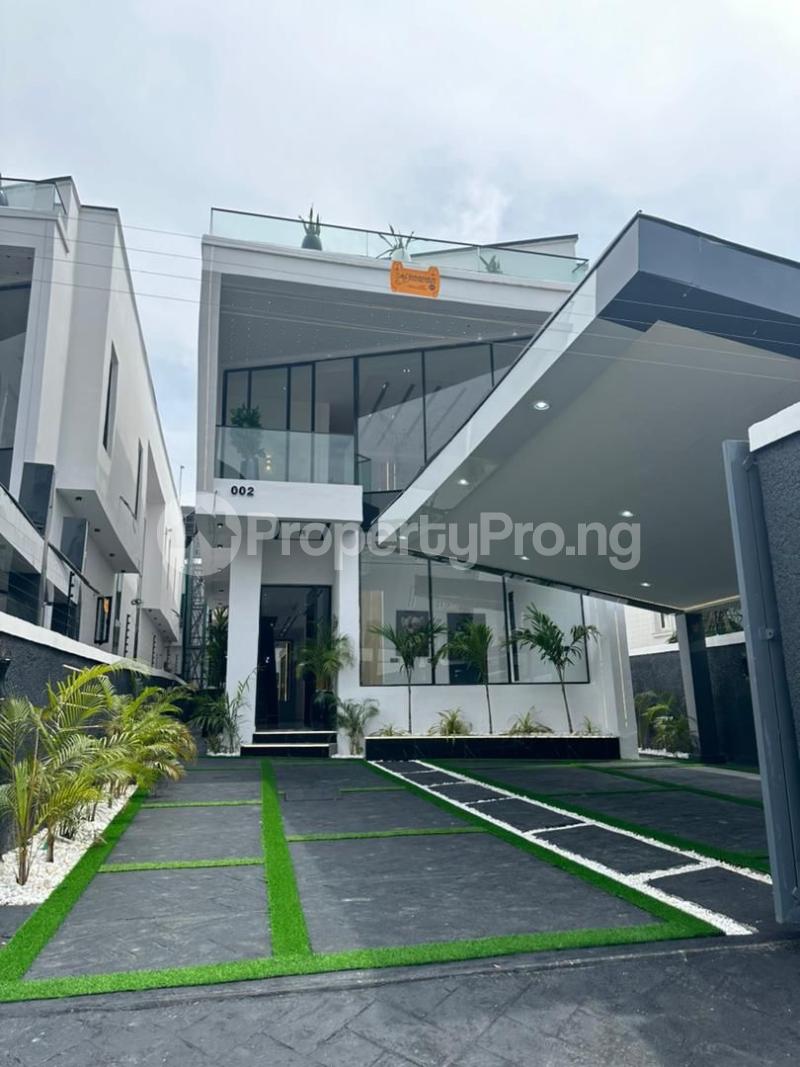 5 bedroom House for sale chevron Lekki Lagos