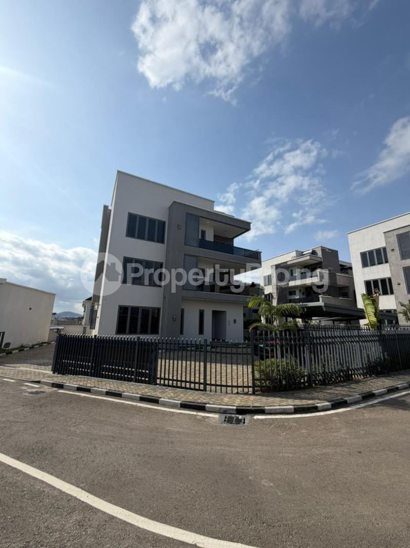 5 bedroom House for sale Wuye Abuja