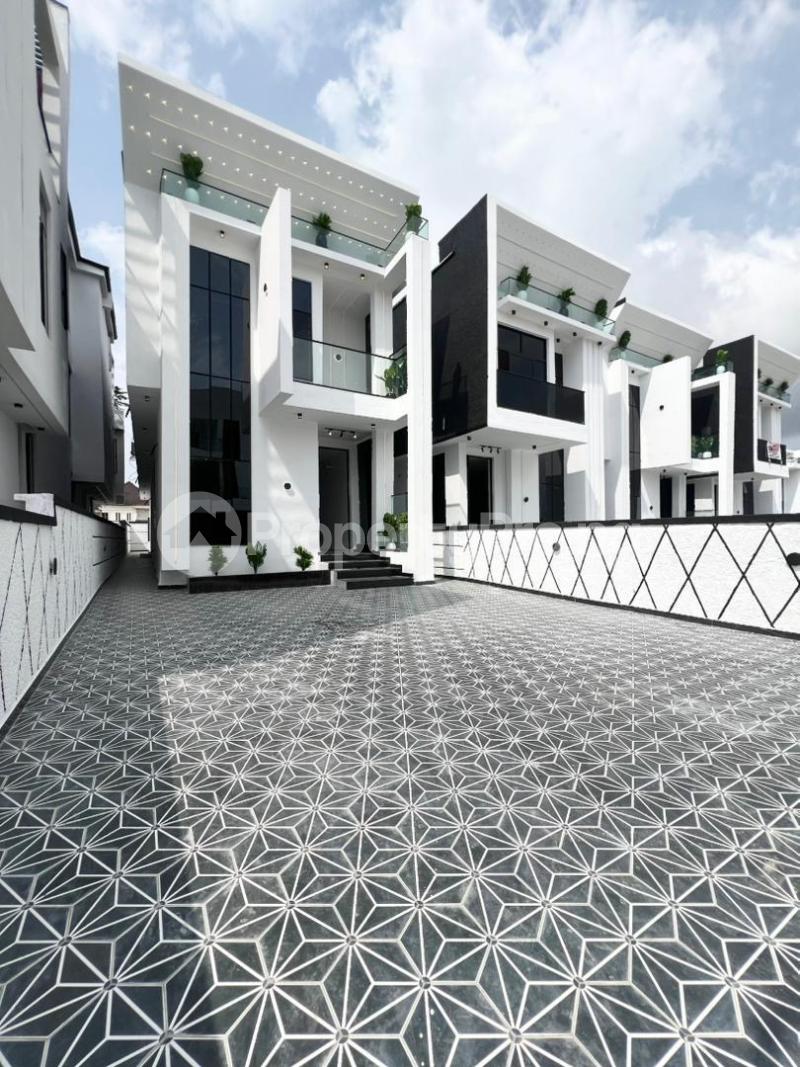 5 bedroom House for sale Chevron Lekki Lagos