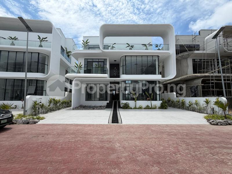 5 bedroom House for sale Osapa london Lekki Lagos