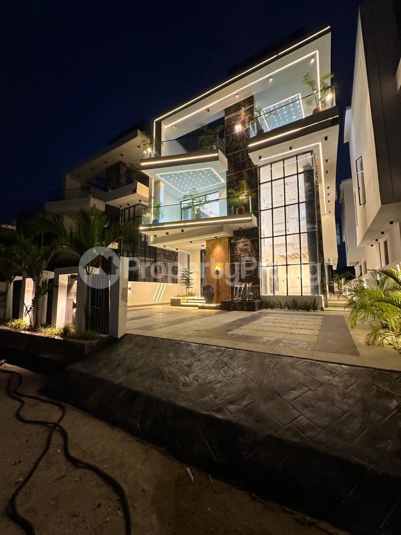 5 bedroom House for sale chevron Lekki Lagos