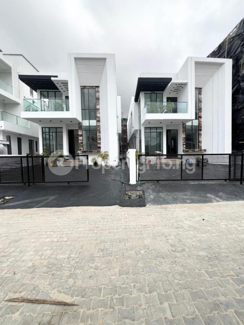 5 bedroom House for sale Chevron Lekki Lagos