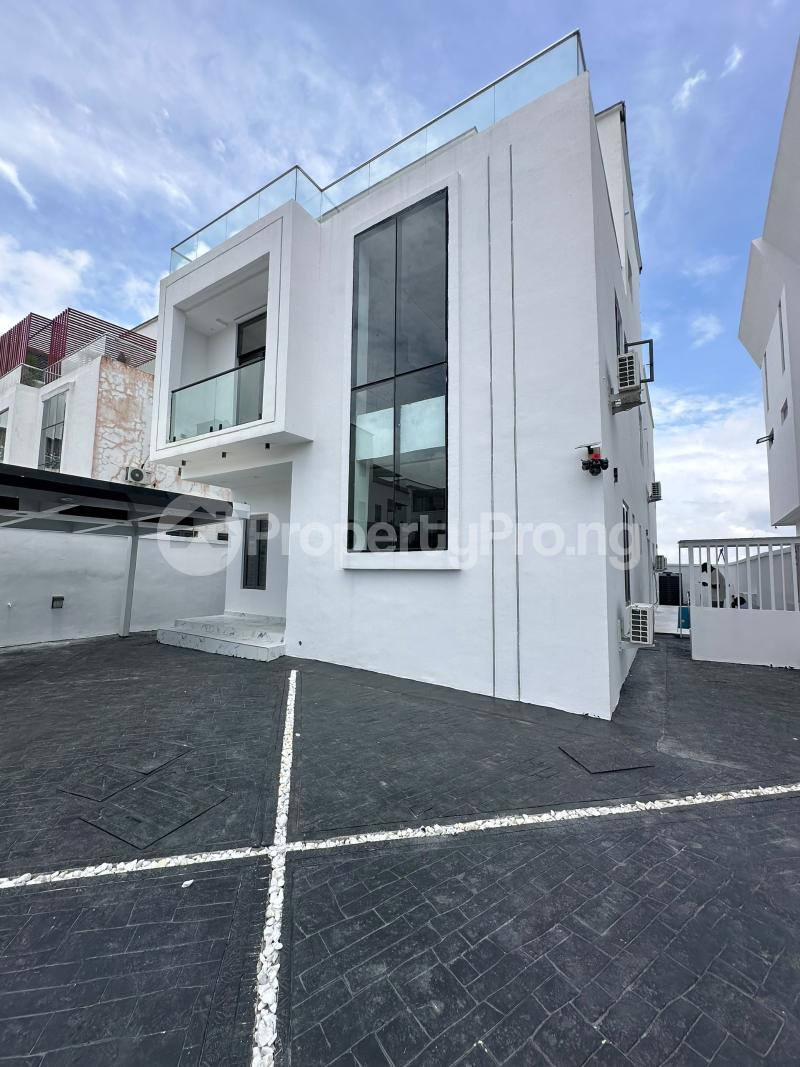 5 bedroom House for sale Osapa london Lekki Lagos