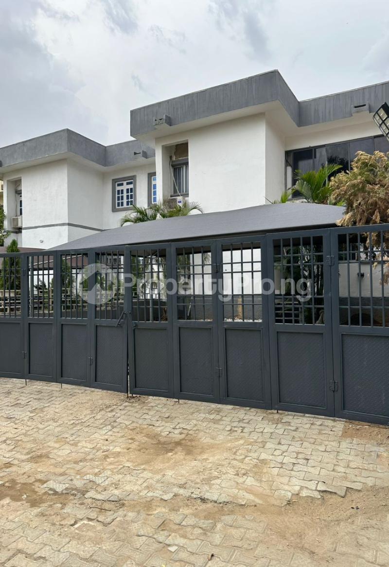 5 bedroom House for shortlet Wuse 2 Abuja