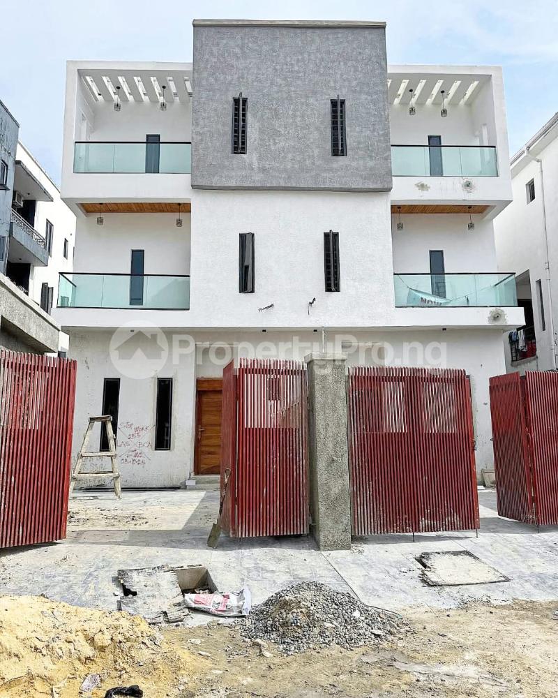 5 bedroom House for sale Ologolo Lekki Lagos