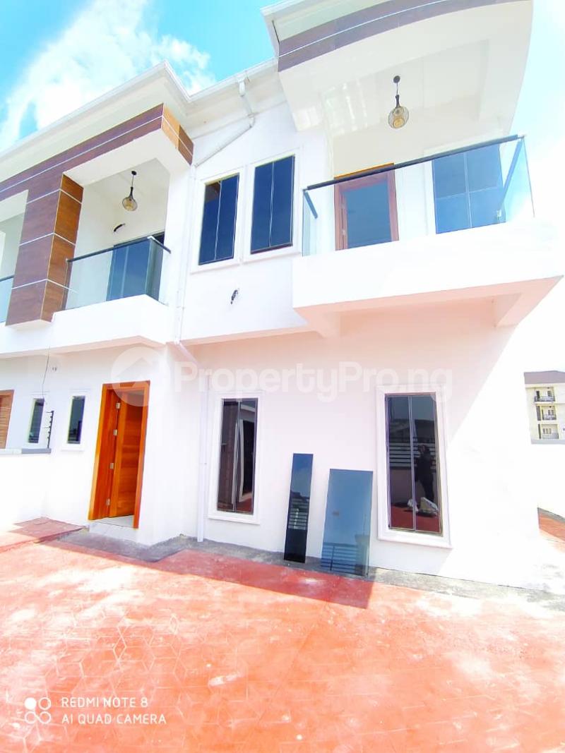 5 bedroom House for rent Orchid Road Ikota Lekki Lagos