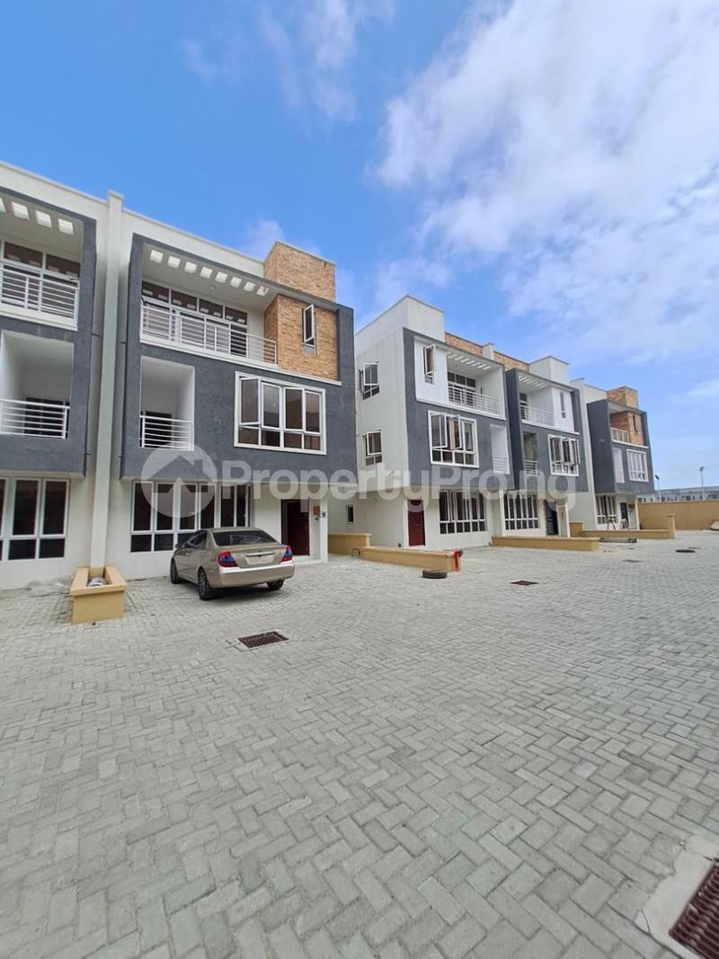 5 bedroom House for sale Osapa london Lekki Lagos