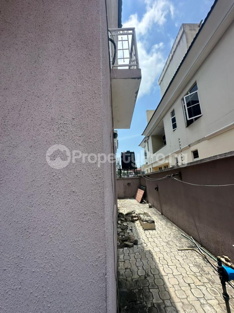 5 bedroom House for rent Akanbi Disu Street, Lekki Lagos State. Lekki Phase 1 Lekki Lagos - 4