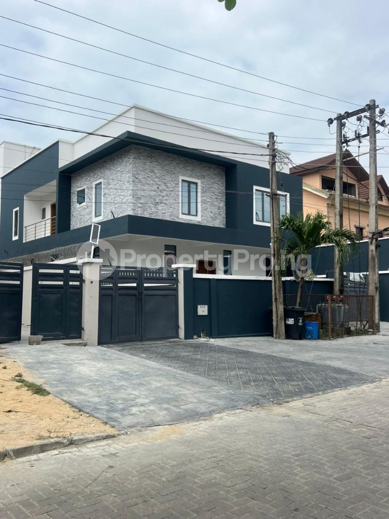 5 bedroom House for sale U3 Estate Lekki Phase 1 Lagos. Lekki Phase 1 Lekki Lagos