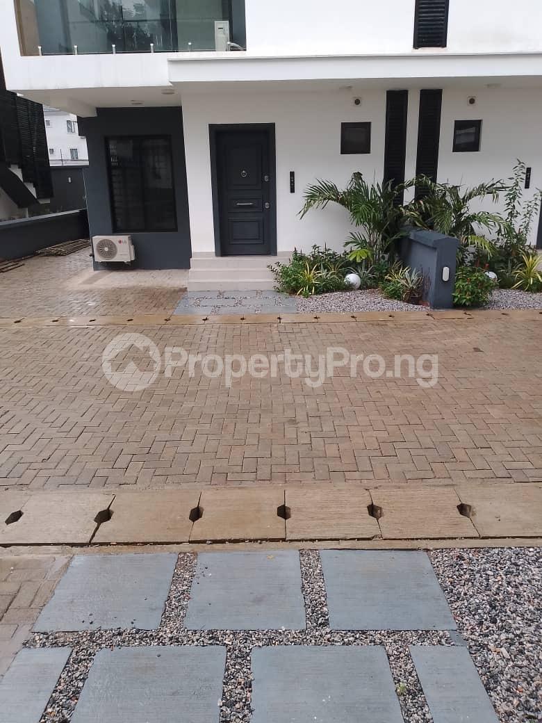 5 bedroom House for rent Off Olawale Daodu Bourdillon Ikoyi Lagos