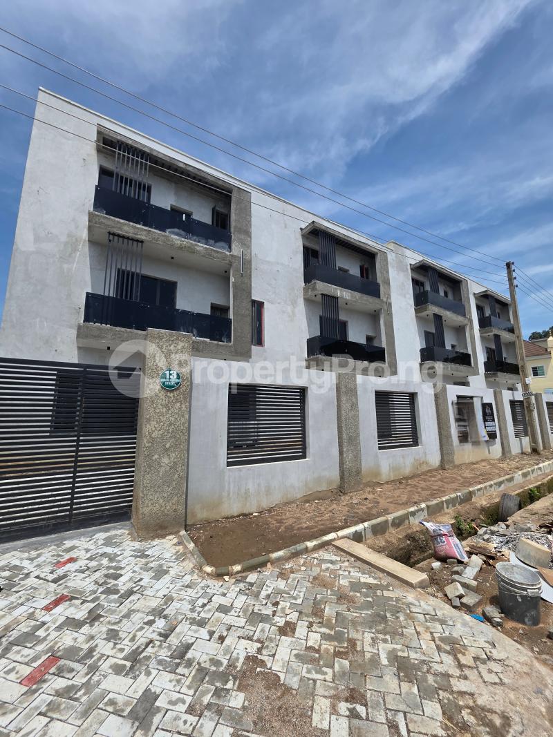 5 bedroom House for sale Dawaki Abuja