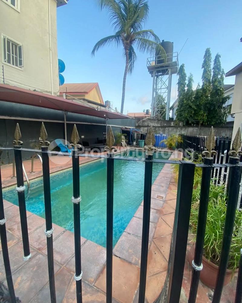 5 bedroom House for sale Lekki Lagos