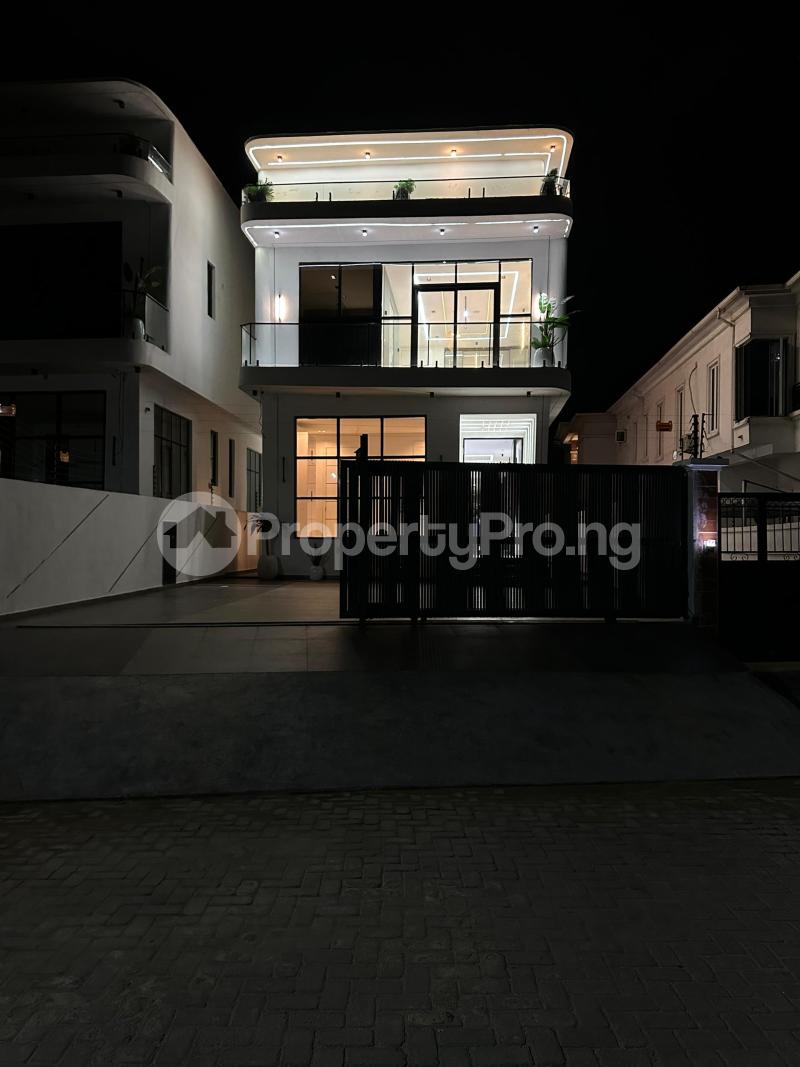 5 bedroom House for sale Chevron Toll Gate Lekki Lagos chevron Lekki Lagos