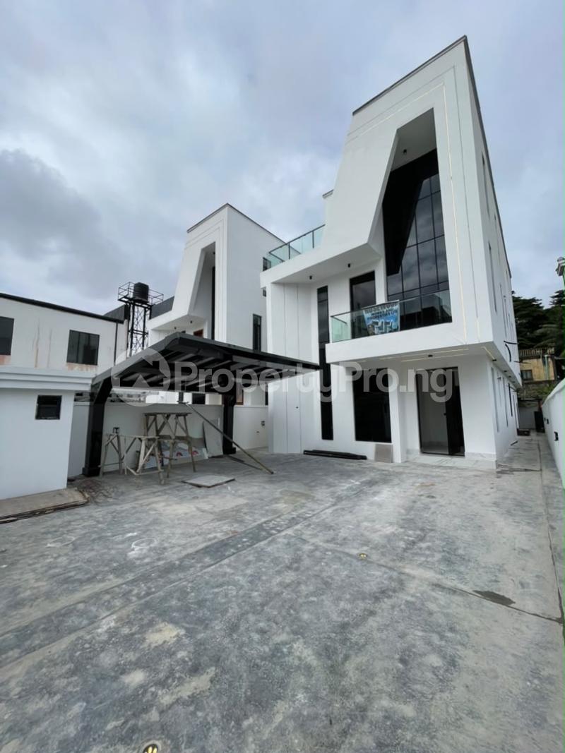 5 bedroom House for sale Chevron Lekki Lagos