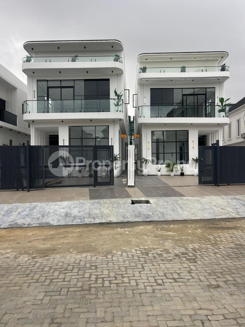 5 bedroom House for sale chevron Lekki Lagos
