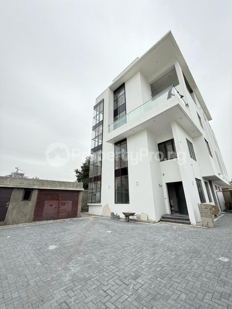 6 bedroom House for sale Banana Island Ikoyi Lagos