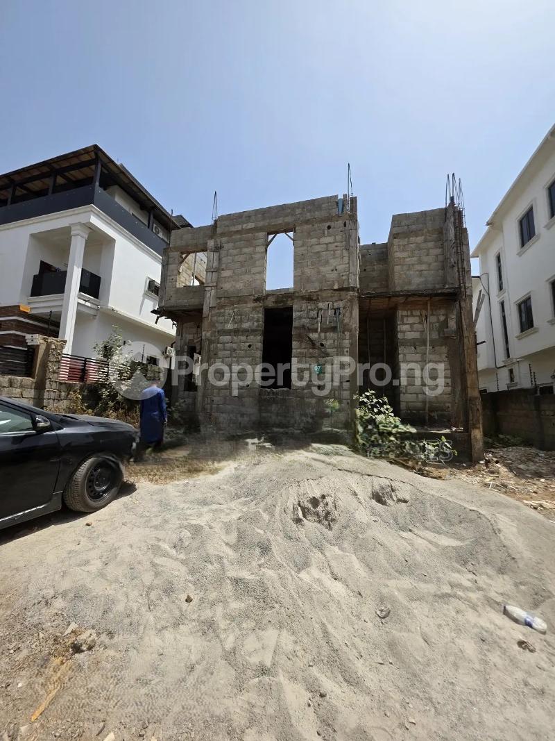6 bedroom House for sale  Sabon Lugbe Lugbe Abuja