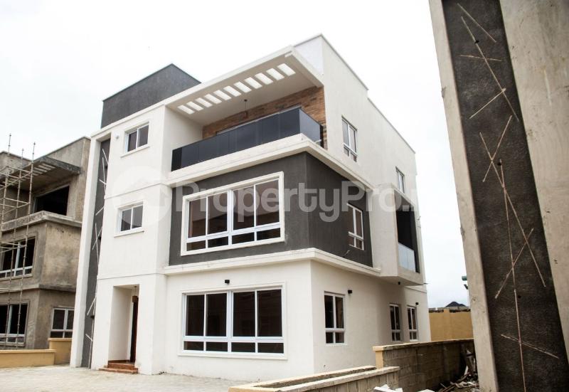6 bedroom House for sale Lekki Lagos