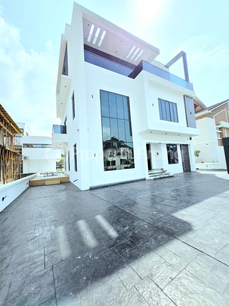 6 bedroom House for sale Pinnock Beach Estate Osapa london Lekki Lagos
