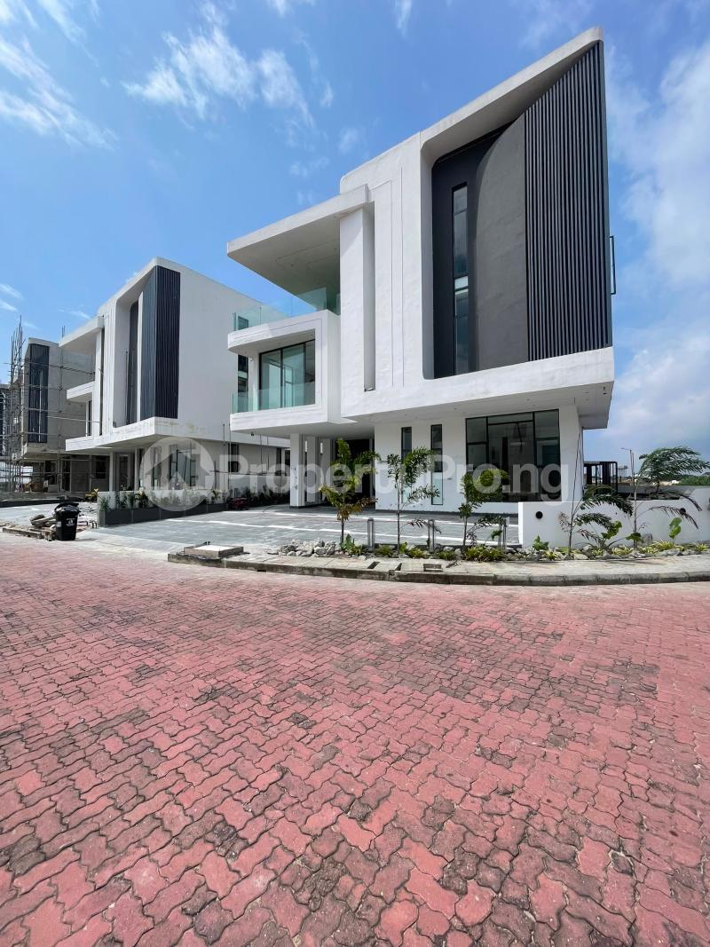 6 bedroom House for sale Lekki Lagos