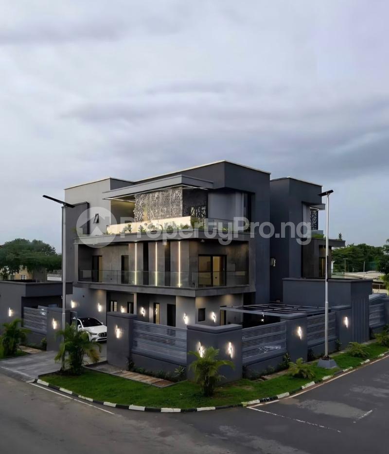 6 bedroom House for sale Wuse 1 Abuja