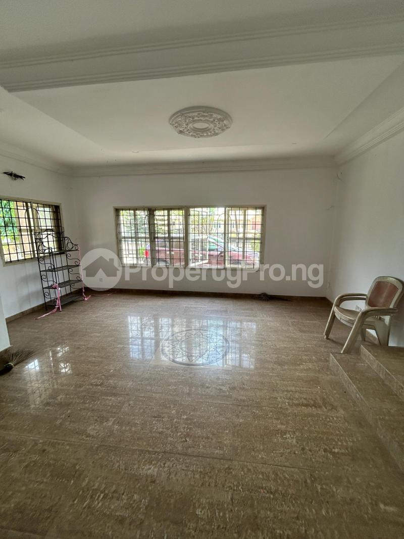 7 bedroom House for sale Coop Villa Estate Ajah Lagos. Off Lekki-Epe Expressway Ajah Lagos