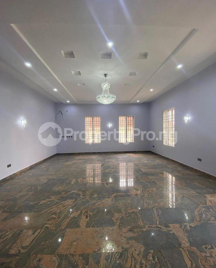 8 Bedroom House in Maitama Abuja House for sale in maitama House in