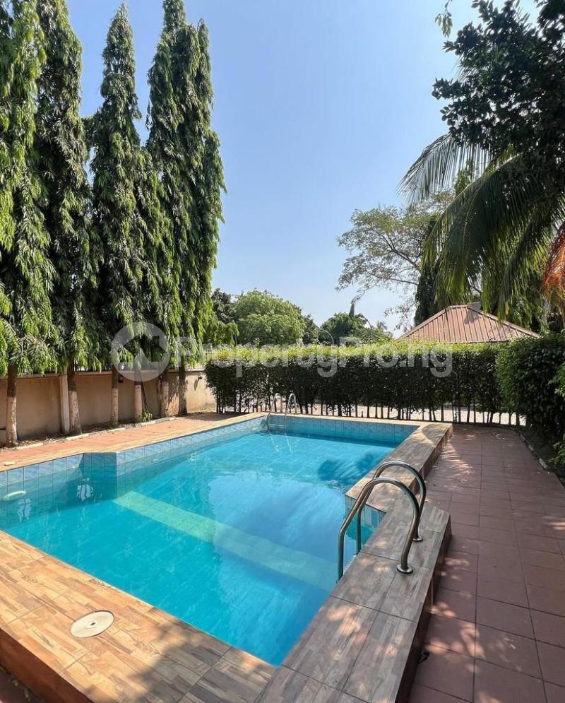 10 bedroom House for sale Maitama Abuja