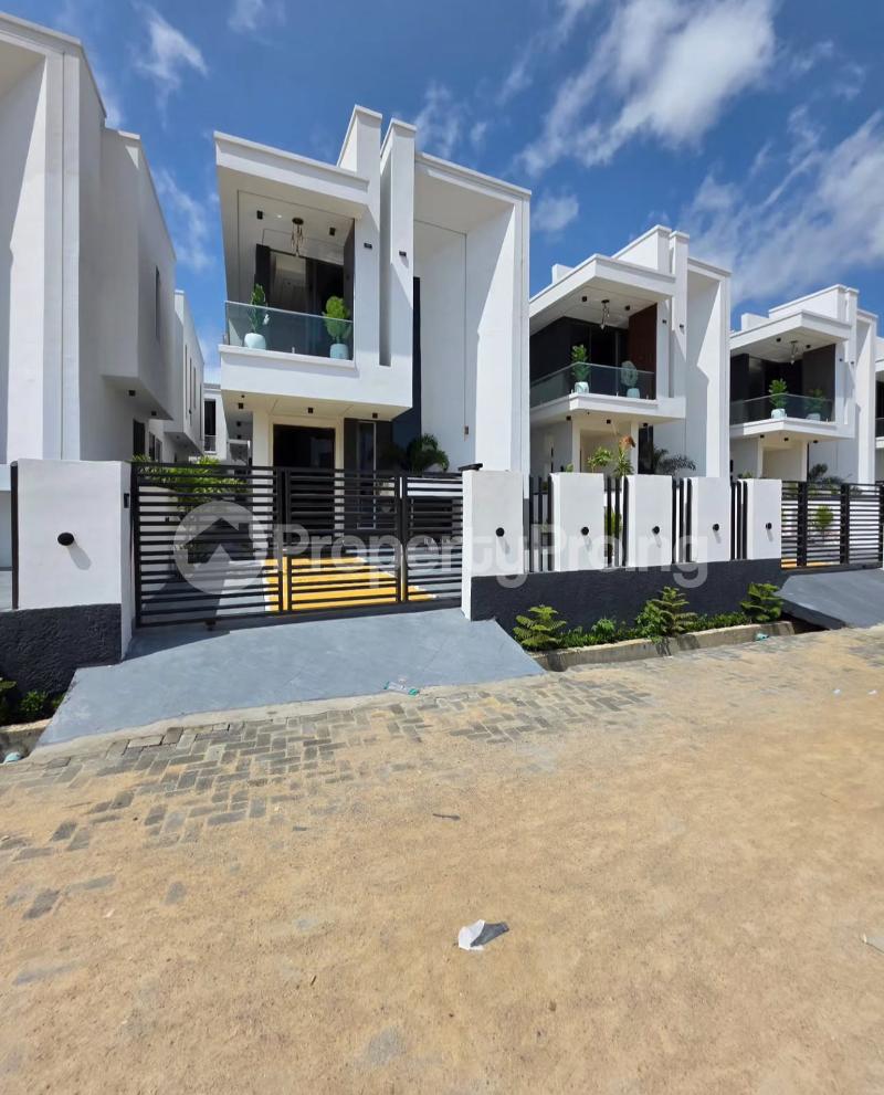 5 bedroom House for sale In A Gated, Secured & Serene Estate In Ajah Ajah Lagos - 1